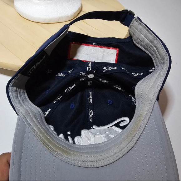 TITLEIST Adult Unisex Tour Performance Golf Cap Adjustable Hat-Navy/Silver - Picture 5 of 7